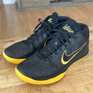 Nike Kobe Black Mamba size 14